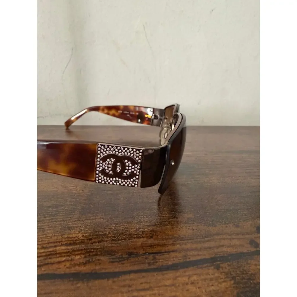Chanel Vintage Y2K 4117-B Crystal CC Tortoise Rimless Sunglasses
